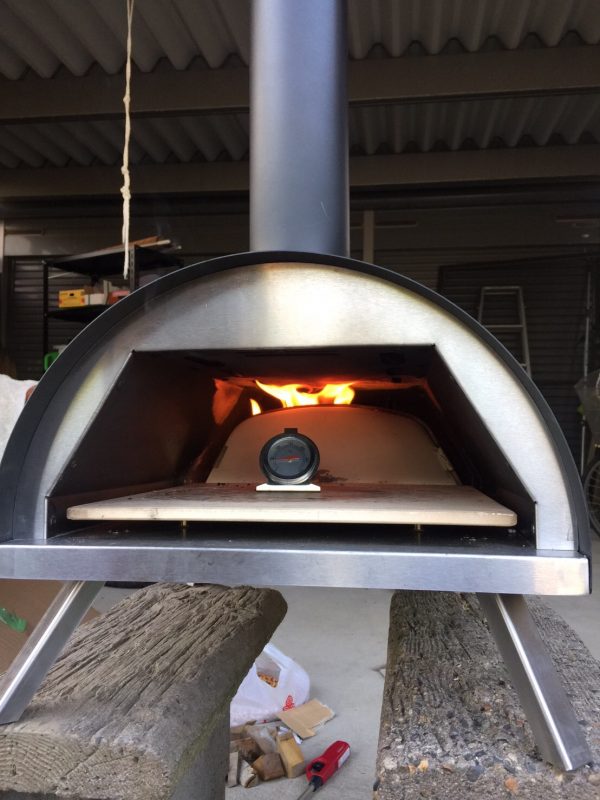ポータブルピザ窯 KABUTOで美味しいピザを。 | 雪国科学(ゆきぐにかがく)